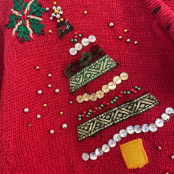 Christmas sweater button cardigan beaded sequins embroidered trees - Picture 4 of 12